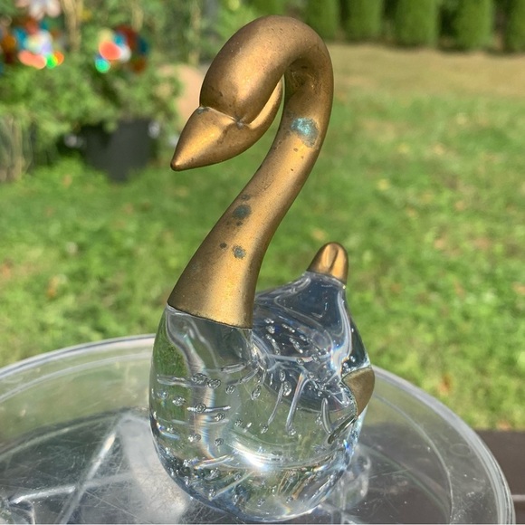 VTG Clear Glass Swan Figurine Paperweight Controlled Bubbles Brass Head Neck 4" - Picture 7 of 13